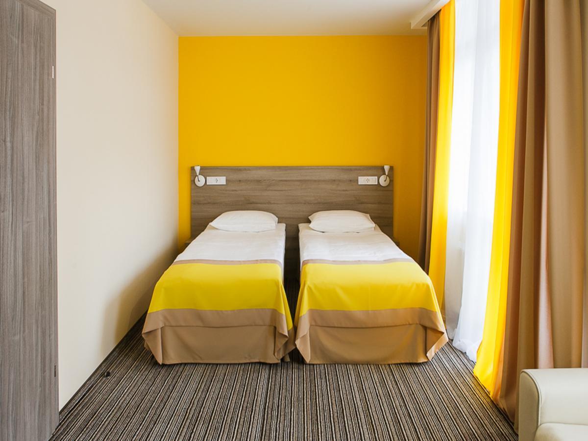Raziotel Kyiv Yamska Exterior photo